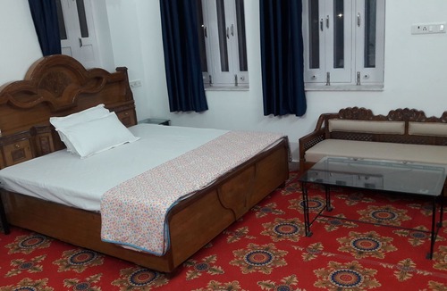 Jodhpur Hotel | This place is very near to world renowned Mehrangarh Fort