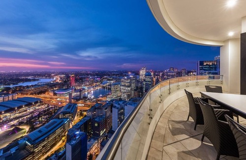 Sydney Central Business District Apartment | Three-Bedroom Summit Penthouse (Level 56) at Kent Street, Sydney CBD
