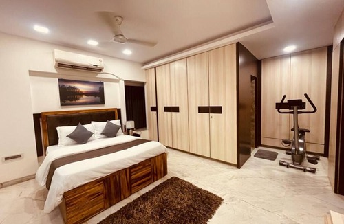Upper Govind Nagar Hotel | TIM Service Apartment Goregaon East Near NESCO