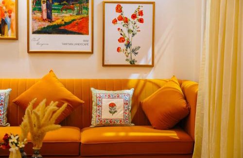 Malviya Nagar Apartment | Timber Luxe Atelier