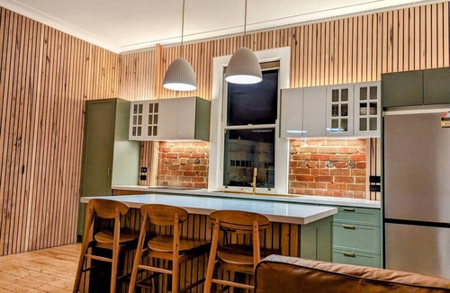 Cooma Apartment | Timeless, classy, central!