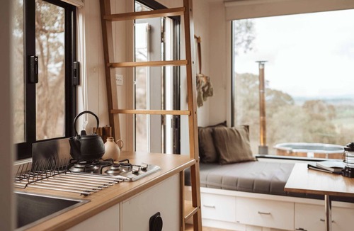 Metcalfe Cabin | Tiny Harper Summary: