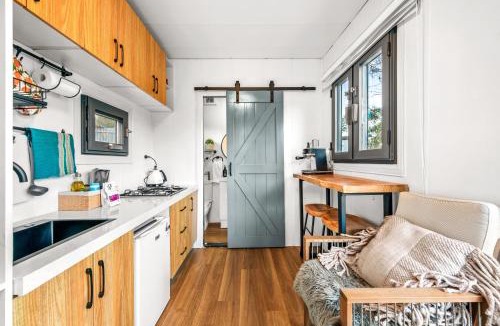 Hartley House | Tiny Home - Redbird