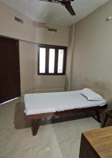 Kannur Hotel | Tkt Tourist Home