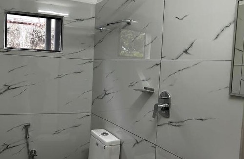 Kanjirappally Hotel | TMK Residency