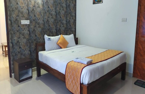 Kalapettai Hotel | TNV Residency