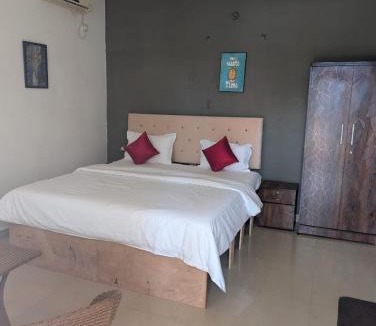 Arambol Hotel | Toby's Bar & Cafe