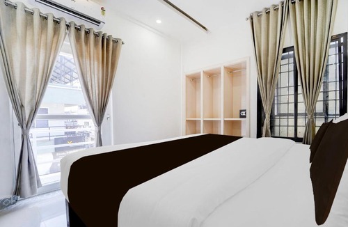 Mamangalam Hotel | Townhouse Deshabhimani Road Kaloor Kochi