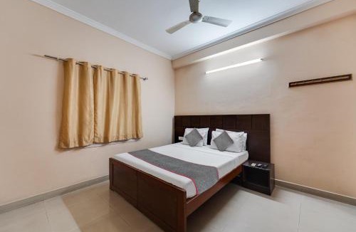 Periamet Hotel | Townhouse Garden City Chennai