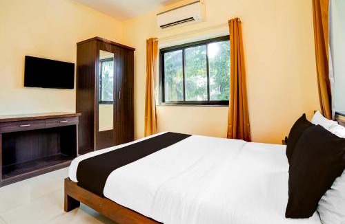 Panaji Hotel | Townhouse Goa Miramar Beach