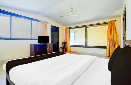 Panaji Hotel | Townhouse Goa Miramar Beach