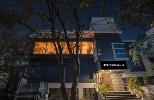 Vijaya Bank Layout House | Townhouse Hospital