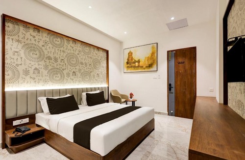 Kurnool Hotel | Townhouse Kurnool City Railway Junction Formerly Diamond