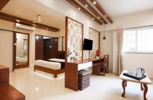 Baner Hotel | Townhouse Oak Gravity Inn