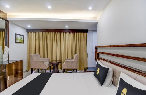 Calangute Hotel | Townhouse OAK Hotel Mannat Goa