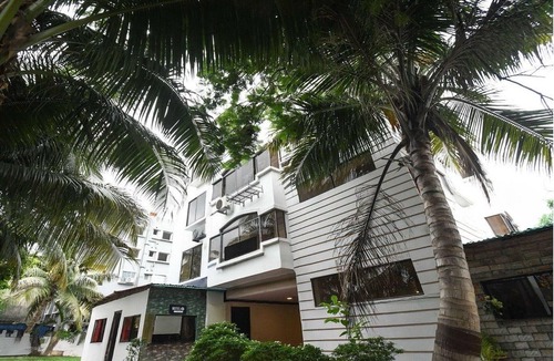 Kolkata House | Townhouse OAK Howrah Oak Belilious Park