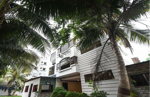 Kolkata House | Townhouse OAK Howrah Oak Belilious Park