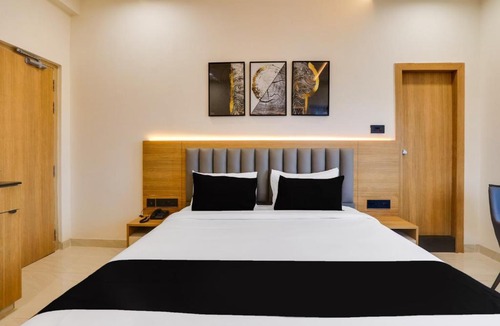 Kondapur Hotel | Townhouse OAK INDIGO BUSINESS HOTELS