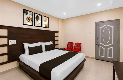 Mancherial Hotel | Townhouse Oak Mancherial Railway Station Formerly Vishnu Residency