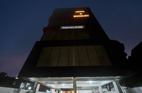 Patna House | Townhouse OAK The Dev Regency