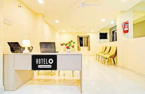 Begumpet Hotel | Townhouse Sanath Nagar Near Railway Station