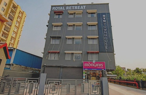 Dumdum House | Townhouse The Royal Retreat