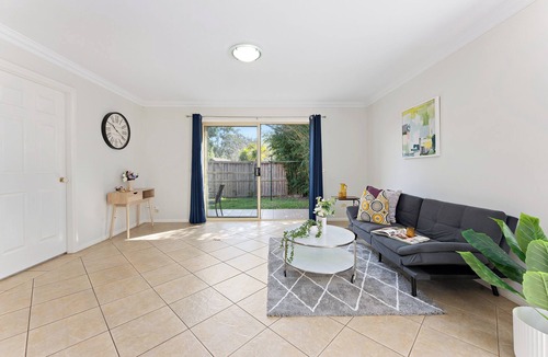 North Rocks House | Tranquil 3BR Getaway - Near Sydney & Shopping