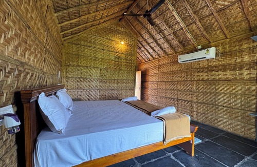 Gangavathi Bed & Breakfast | Tranquil Hampi