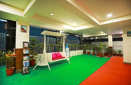 Sushant Lok Apartment | Tranquil Studio apartment