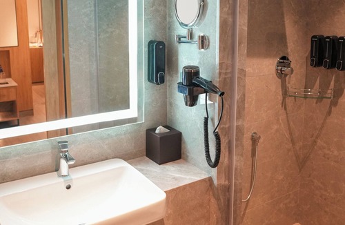 Shamshabad Hotel | Transit by Encalm - Nap and Shower