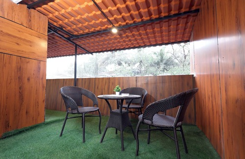 Andheri East Apartment | Transit Stay 1BHK Best for Meetings Layovers &Work
