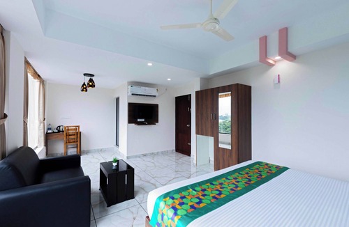 Nedumbassery Hotel | Treebo Airsuit