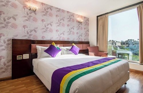 Gajuwaka Hotel | Treebo AR Grand, Gajuwaka