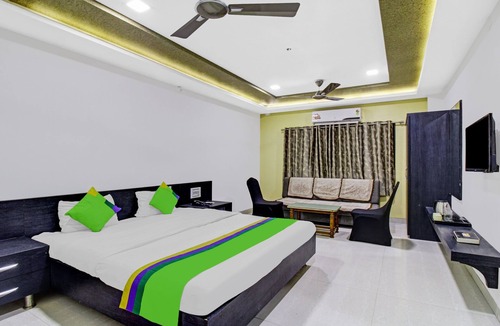 Amravati Hotel | Treebo Baby Pearl