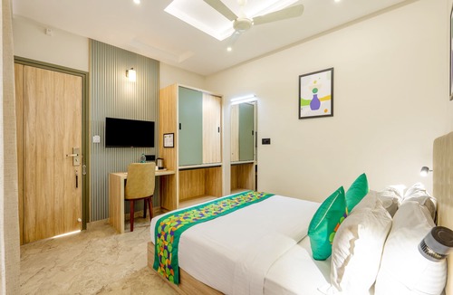 Chromepet Hotel | Treebo Deluxe Inn, Chromepet