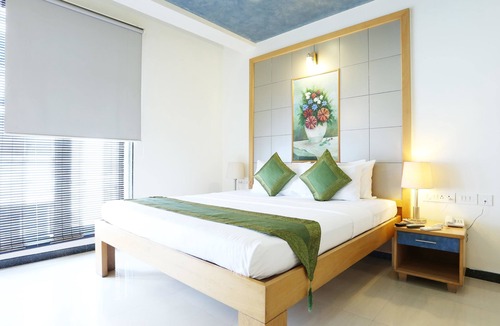Ejipura Hotel | Treebo Edha Suites Koramangala