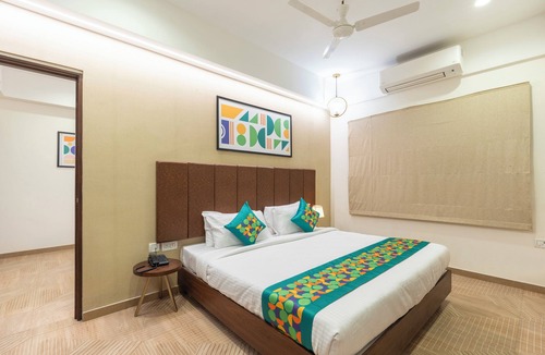 Thousand Lights Hotel | Treebo Flora Embassy