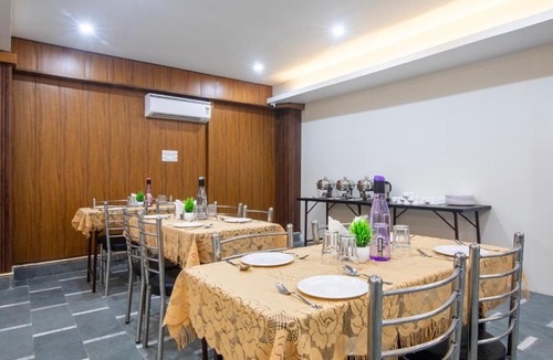 Varanasi Hotel | Treebo Golden Kashi