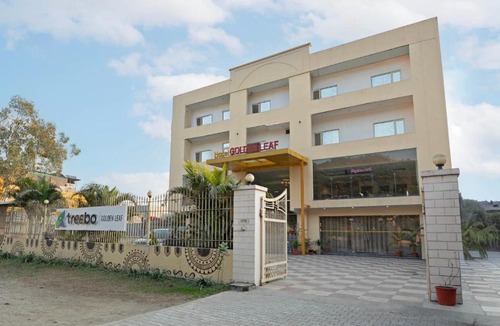 Bullawala Hotel | Treebo Golden Leaf DDN