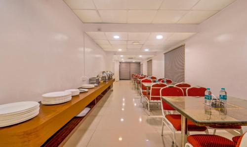 Chennai Hotel | Treebo Golden Swan Pammal