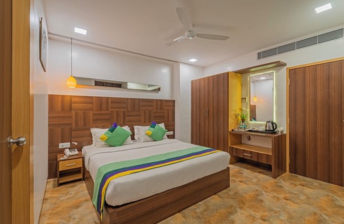 East Tambaram Hotel | Treebo Golden Swan Tambaram