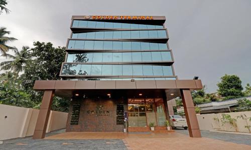 Nedumbassery Hotel | Treebo Golden Terminal Kochi Airport With Swimming Pool