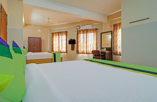 Kushalnagar Hotel | Treebo Green Land Coorg