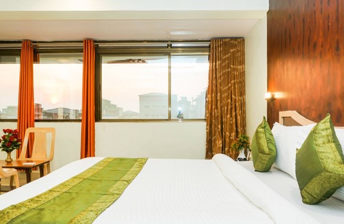 Mahabaleshwar Hotel | Treebo Hillway Inn Main Market