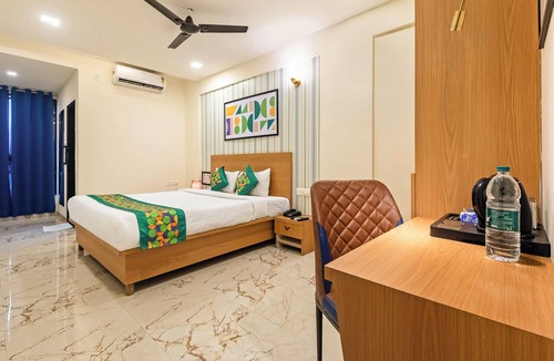 Hinjawadi Hotel | Treebo Iris Executive, Hinjewadi