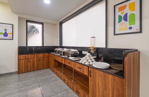 Hinjawadi Hotel | Treebo Iris Executive, Hinjewadi