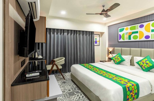 Thaltej Hotel | Treebo KBC