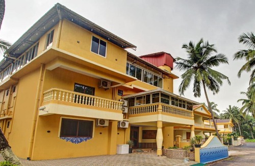 Cana Hotel | Treebo Majestic Palms, 2 Km From Colva Beach