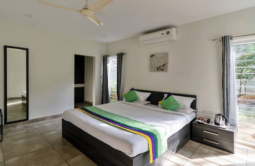 Yelagiri Hotel | Treebo Midvalley Residence