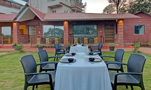 Gureghar Hotel | Treebo Nakshatra Cottages Mahabaleshwar